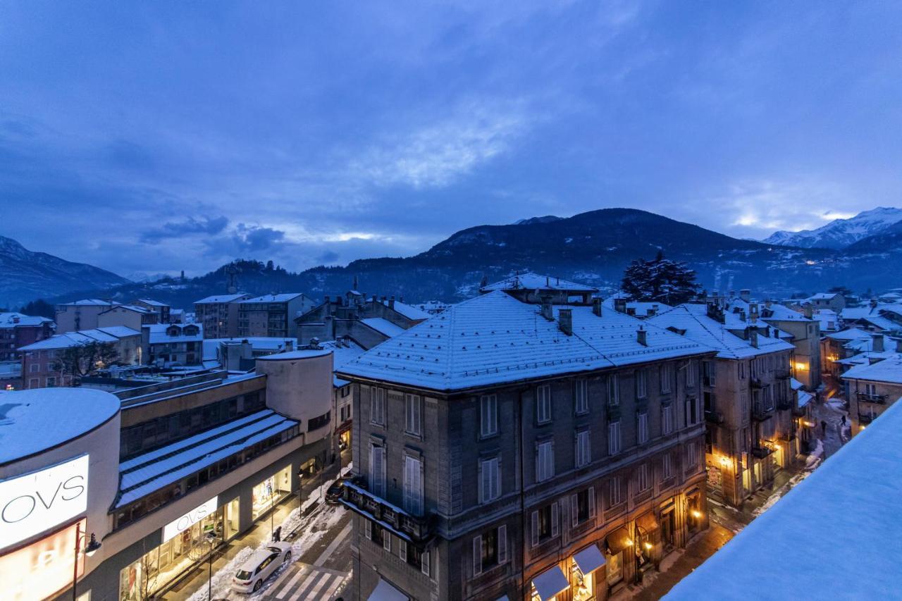Panoramic Penthouse In The Historical Center Apartment โดโมดอสโซลา ภายนอก รูปภาพ